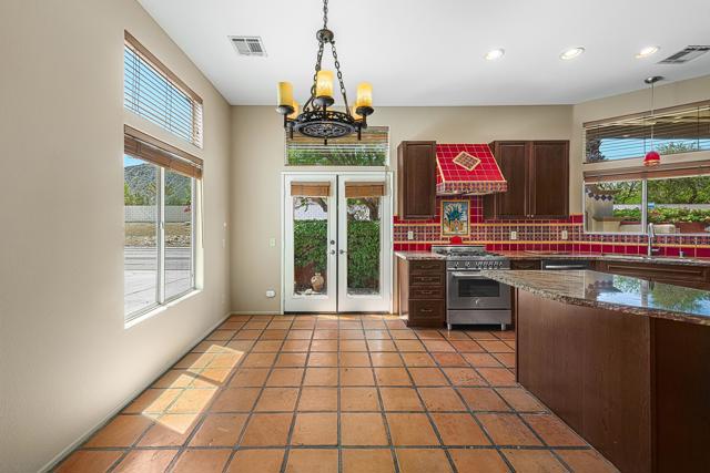 78270 Avenida Nuestra, La Quinta CA: https://media.crmls.org/mediaz/fb8c1b15-ac78-4db7-b7a6-9066da5257ff.jpg