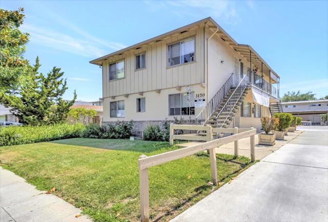 3170 Williamsburg Drive, San Jose CA: https://media.crmls.org/mediaz/fb8d37d0-f667-4bb6-808d-9a4fd2c80dcb.jpg