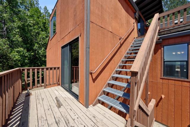 1315 Sunset Ridge Road, Los Gatos CA: https://media.crmls.org/mediaz/fb8da0dd-88d3-4955-bd7c-ceb3ddde584e.jpg