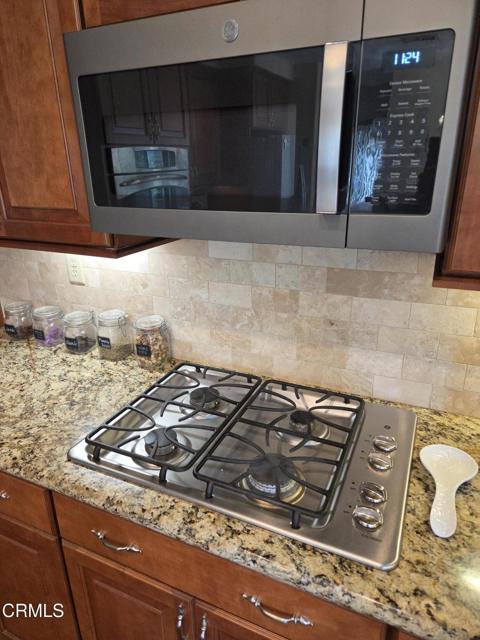 Detail Gallery Image 18 of 50 For 15653 Borges Ct, Moorpark,  CA 93021 - 4 Beds | 3 Baths