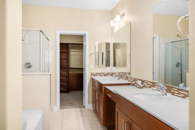 9881 Rancho Hills Drive, Gilroy CA: https://media.crmls.org/mediaz/fb8ea670-04b7-4475-aa7e-2c8e69e068c1.jpg