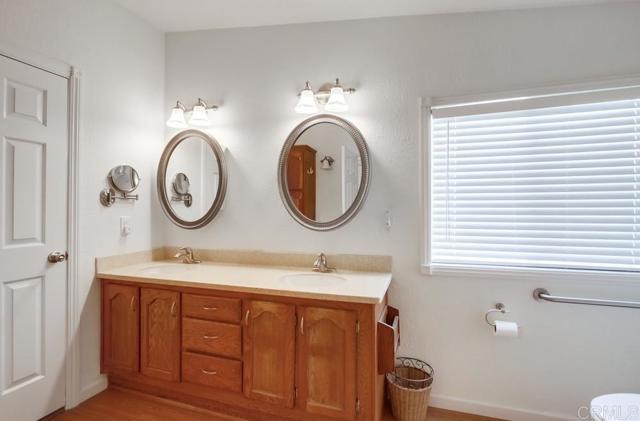 9500 Harritt Rd #290, Lakeside CA: https://media.crmls.org/mediaz/fb8f2498-61bb-4b0e-9487-1039a911b211.jpg