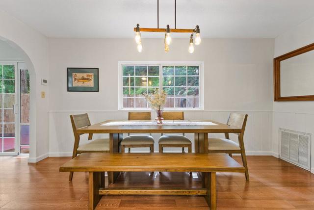 354 Lenore Way, Felton CA: https://media.crmls.org/mediaz/fb90ae80-ad5a-4a03-ac54-a4e49b565dde.jpg