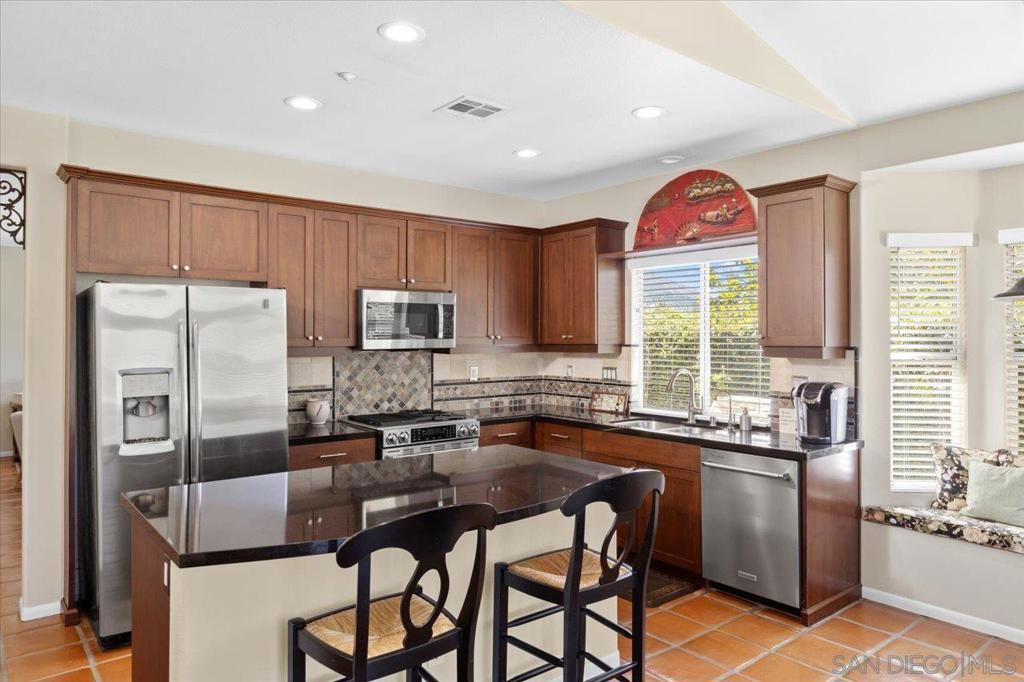 MLS #250035046SD image #6