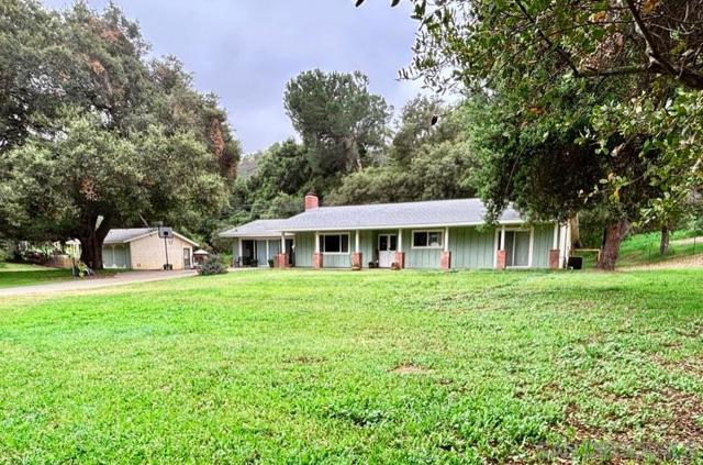 30180 Lilac Rd, Valley Center CA: https://media.crmls.org/mediaz/fb913082-501f-4a69-bf15-3731642133c0.jpg