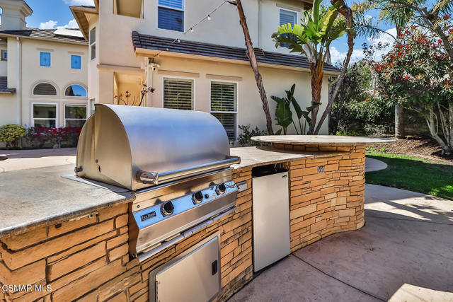 164 Via Sandra, Newbury Park CA: https://media.crmls.org/mediaz/fb913957-40d4-442a-a0cb-2917cec64e53.jpg