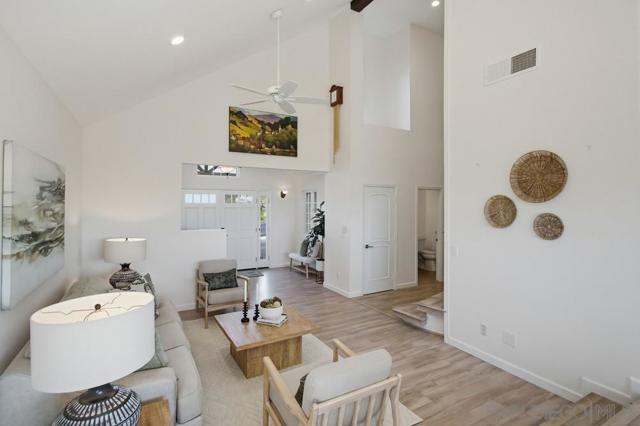 12835 Via Caballo Rojo, San Diego CA: https://media.crmls.org/mediaz/fb916254-8067-4660-b68a-7b27eecc8d16.jpg