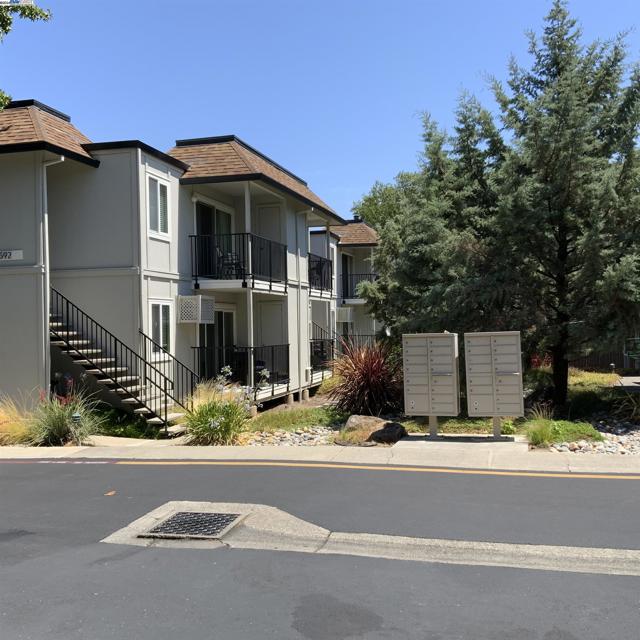 1590 Sunnyvale Ave, Walnut Creek, California 94597, 2 Bedrooms Bedrooms, ,1 BathroomBathrooms,Condominium,For Sale,Sunnyvale Ave,41065146