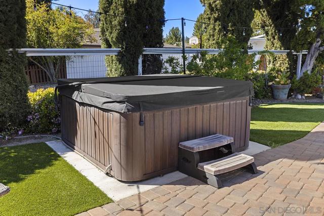 13430 Sagewood Drive, Poway CA: https://media.crmls.org/mediaz/fb929195-c9ee-49d8-924b-cf560c49be4c.jpg