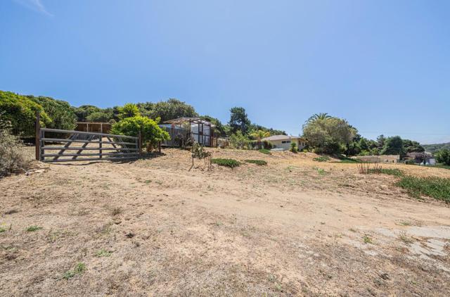 9180 Coker Road, Salinas CA: https://media.crmls.org/mediaz/fb92931b-1eaa-4ed8-bc50-8d9f3ae3adfc.jpg