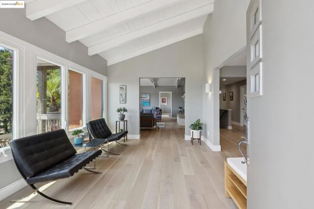 260 Alvarado Rd, Berkeley CA: https://media.crmls.org/mediaz/fb933049-3347-4b49-b868-9e8b754c1ae9.jpg