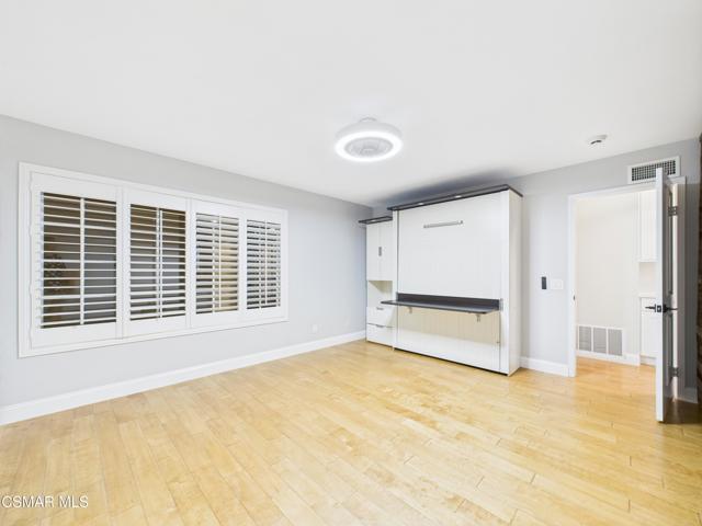 29650 Kimberly Drive, Agoura Hills CA: https://media.crmls.org/mediaz/fb949747-be4d-4505-bfd0-e4fb9e0f7130.jpg