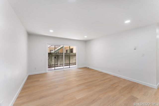 4855 Cole ST, San Diego CA: https://media.crmls.org/mediaz/fb94c24d-6899-47d6-a5b0-b298e8b41ccc.jpg