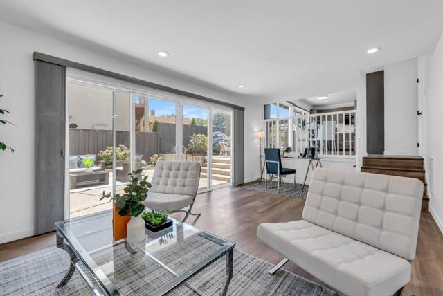 6 Whitecliff Court, San Mateo CA: https://media.crmls.org/mediaz/fb94fb37-e633-4cb3-8fab-8463dba6ba63.jpg