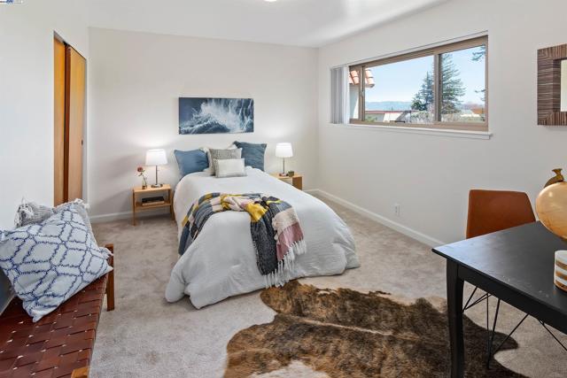 2133 Santa Clara Ave, Alameda CA: https://media.crmls.org/mediaz/fb951602-2ffb-4308-860f-2a6af31b062e.jpg