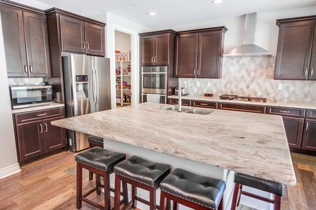Detail Gallery Image 9 of 65 For 280 Shetland, Fallbrook,  CA 92028 - 4 Beds | 3/1 Baths