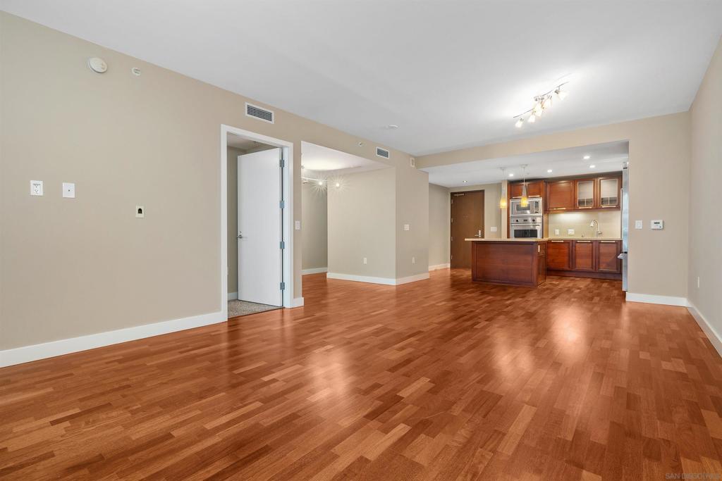 1325 Pacfiic Hwy. - photo 15