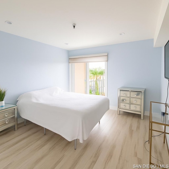 4730 Noyes ST, San Diego CA: https://media.crmls.org/mediaz/fb96a420-6430-4fe4-a4c8-4facb7ca6a11.jpg