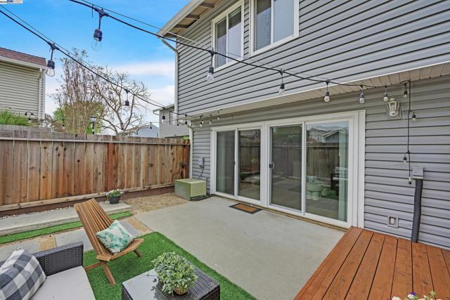 992 Del Norte Dr, Livermore CA: https://media.crmls.org/mediaz/fb97a4a9-50e2-4aa5-8e34-ad4a4d41dec5.jpg