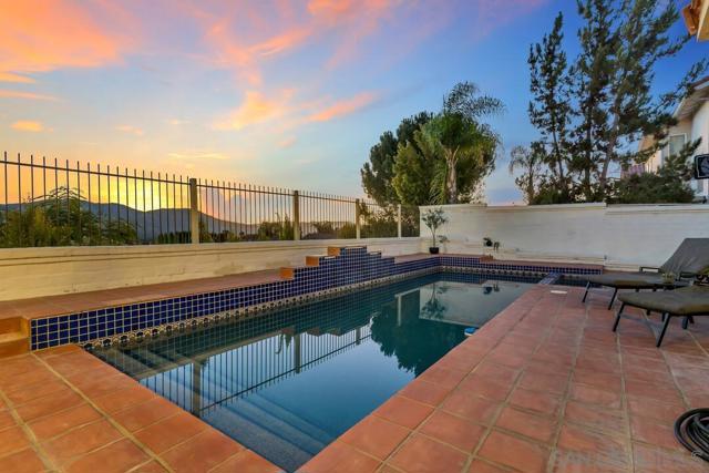 45703 Calle Ayora, Temecula CA: https://media.crmls.org/mediaz/fb984e24-c53d-410e-a4a1-7a9fe0ae927b.jpg