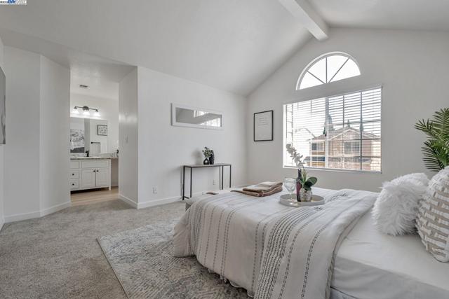 34319 Platinum Ter, Fremont CA: https://media.crmls.org/mediaz/fb98b4b7-450d-4168-bd5e-a029c28f989b.jpg