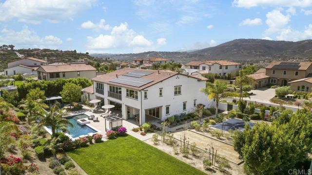 8115 Silverwind Drive, San Diego CA: https://media.crmls.org/mediaz/fb990c82-0b44-44e7-b5ce-773bf05a8149.jpg