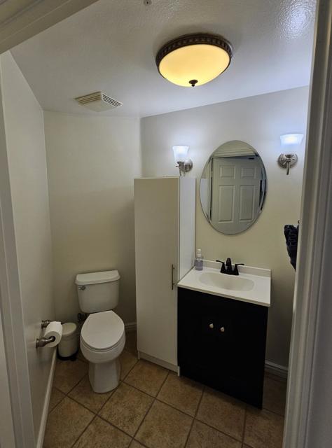 45245 Seeley Drive, La Quinta CA: https://media.crmls.org/mediaz/fb9a7453-d7f0-4f9d-9bd2-6a7d6a681b60.jpg