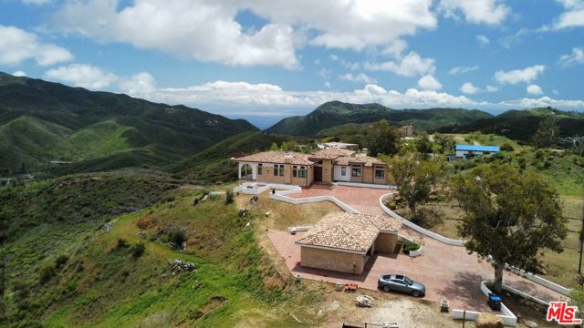 Drew Fenton | 33182 Mulholland Highway Malibu CA | MLS: 7250420