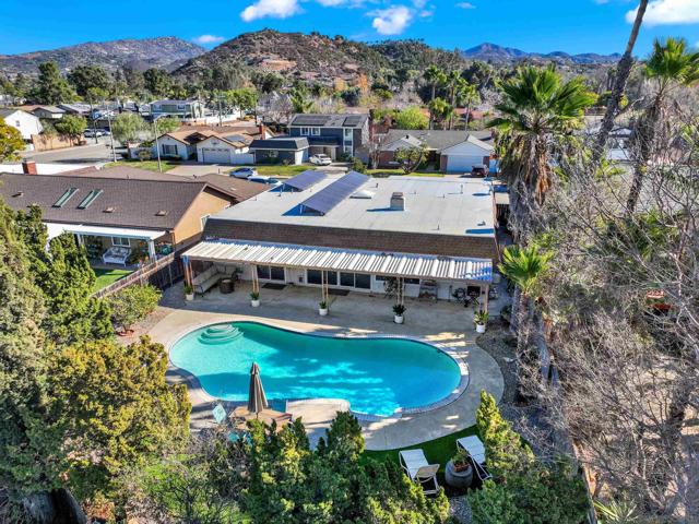 14152 Kendra Way, Poway CA: https://media.crmls.org/mediaz/fb9b2c76-3e2e-4b94-89c2-dff0c3d427cd.jpg
