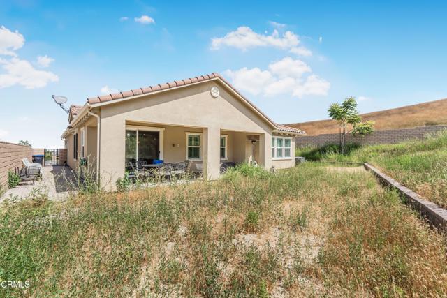 566 Purple Sage Lane, Simi Valley CA: https://media.crmls.org/mediaz/fb9c2df3-fa5e-4901-af28-23c8bf272804.jpg