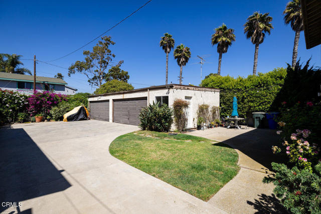 Detail Gallery Image 10 of 16 For 467 W Simpson St, Ventura,  CA 93001 - 4 Beds | 2/2 Baths