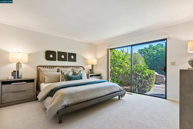 372 El Divisadero Ave, Walnut Creek CA: https://media.crmls.org/mediaz/fb9c8fc9-bd4a-4d8d-aa25-2f1cf1a037eb.jpg