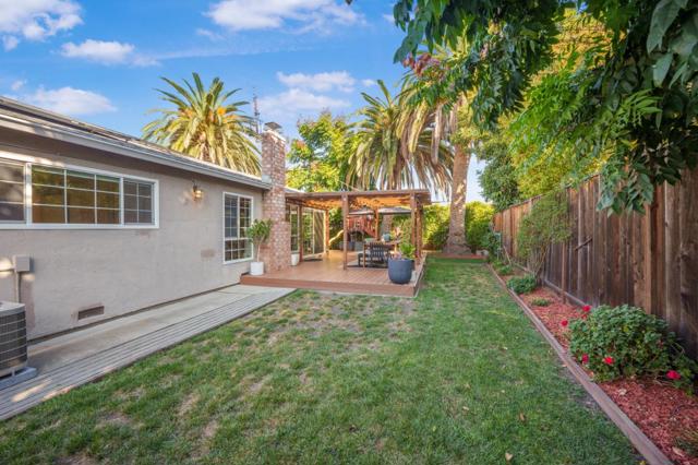 5510 Dunsburry Way, San Jose CA: https://media.crmls.org/mediaz/fb9d4f4f-64ee-429b-a1d8-2f995c663074.jpg