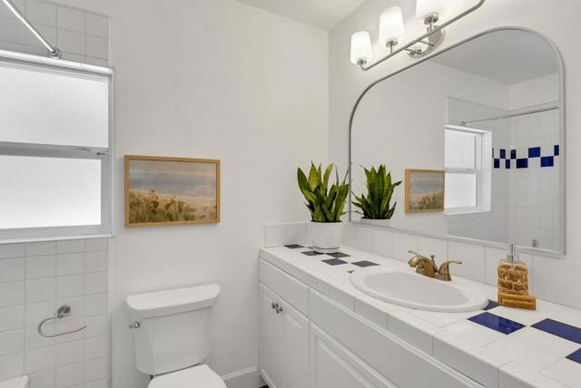 2625 Howe Street, Santa Cruz CA: https://media.crmls.org/mediaz/fb9dd5ff-a90f-4143-968f-9d84df6dd321.jpg