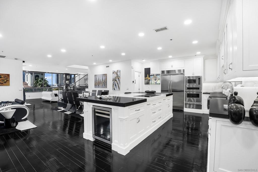 MLS #250036599SD img 1