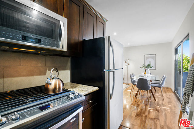 1659 Franklin Street, 3 photo 7