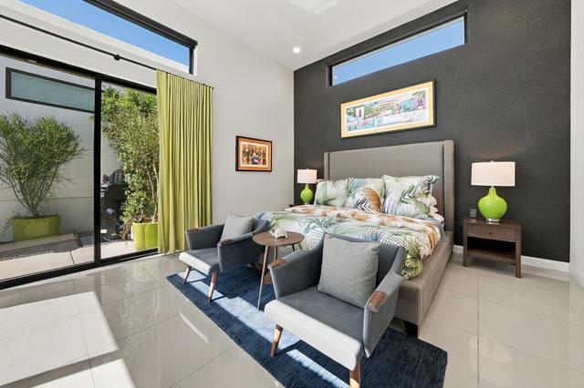 160 Obsidian Loop N, Palm Springs, CA 92264