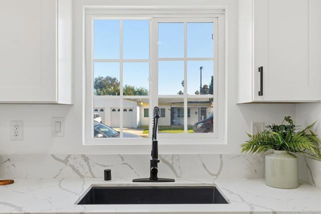 Detail Gallery Image 21 of 47 For 702 4 Oaklawn Ave, Chula Vista,  CA 91910 - – Beds | – Baths