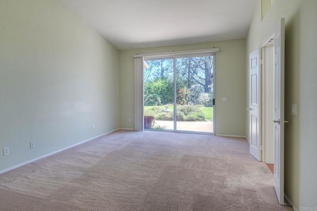 5141 Palmera Dr, Oceanside CA: https://media.crmls.org/mediaz/fba2be3a-c5ed-4a36-9f40-5166da183b4d.jpg
