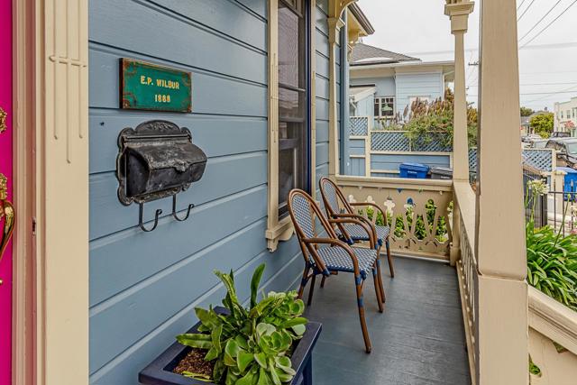 543 Spruce Avenue, Pacific Grove CA: https://media.crmls.org/mediaz/fba3b0e4-2286-4701-ac3e-83604f52a627.jpg