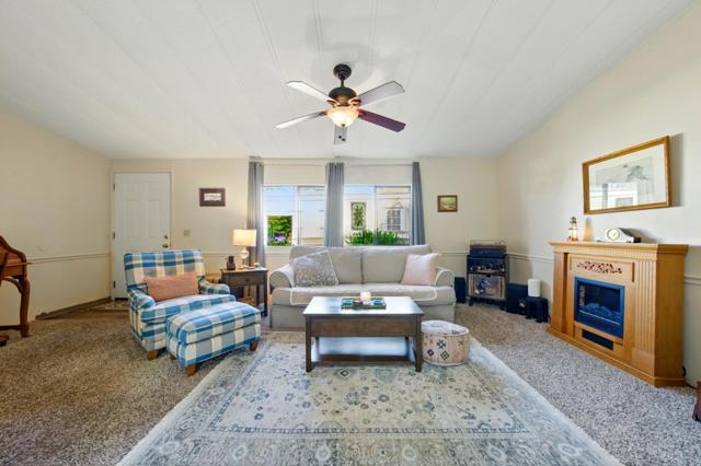 1117 Baldwin Street, Salinas CA: https://media.crmls.org/mediaz/fba4419a-a4b7-4341-a4a5-23caa9957156.jpg