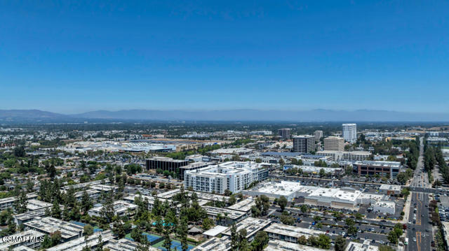 6217 Nita Avenue, Woodland Hills CA: https://media.crmls.org/mediaz/fba4633b-3b6a-4716-91ec-17e426ec2c52.jpg