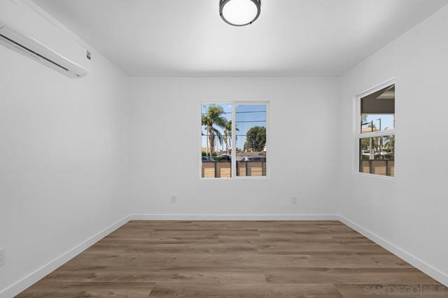 622 26 I Street, Chula Vista CA: https://media.crmls.org/mediaz/fba48fb1-3608-4e99-93db-f78f545a5b4f.jpg