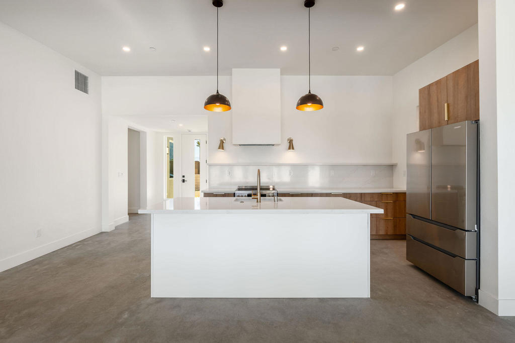 MLS #219137751DA image #7