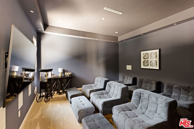 425 N Alfred Street, Los Angeles CA: https://media.crmls.org/mediaz/fba5b64c-699f-4871-a3cd-fa7a43c76d16.jpg