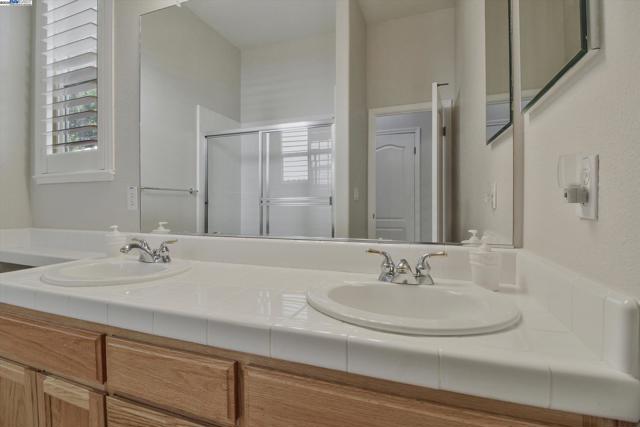 Image 13 of 29 For 3137 Grasmere Cir