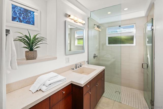 1728 West Lewis, San Diego CA: https://media.crmls.org/mediaz/fba6e1d6-06d9-4461-aa4b-7014e94b311d.jpg