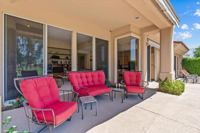 79765 Liga, La Quinta CA: https://media.crmls.org/mediaz/fba70274-8ce1-4347-a828-979b63b33119.jpg