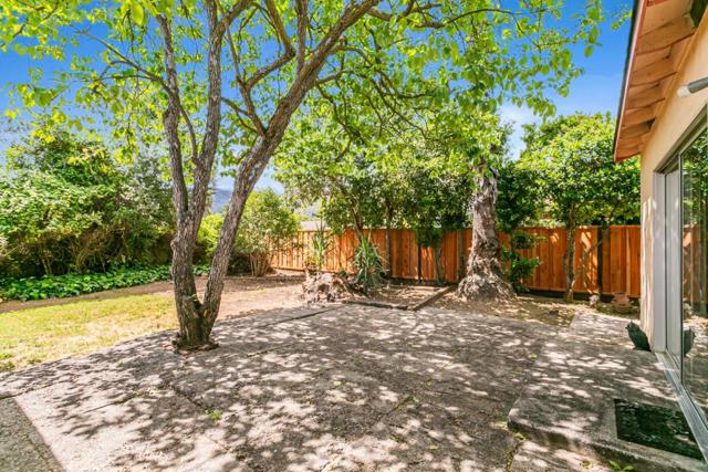 970 Ortega Circle, Gilroy CA: https://media.crmls.org/mediaz/fba8442e-a919-4946-830d-5151faea5db5.jpg