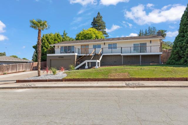 1590 El Dorado Drive, Gilroy CA: https://media.crmls.org/mediaz/fba84d9d-c755-419e-b431-980b6cc6f01d.jpg